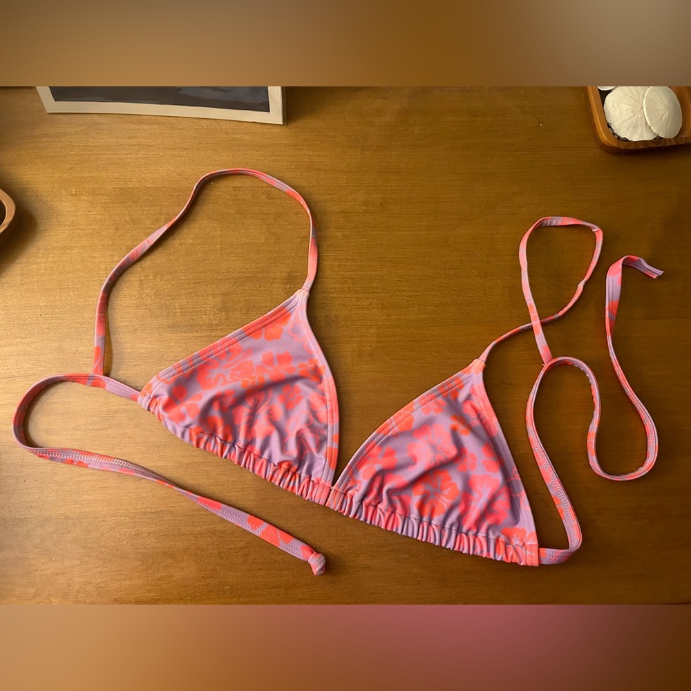 Kulani Kinis Bikini Top in Cherry Berry